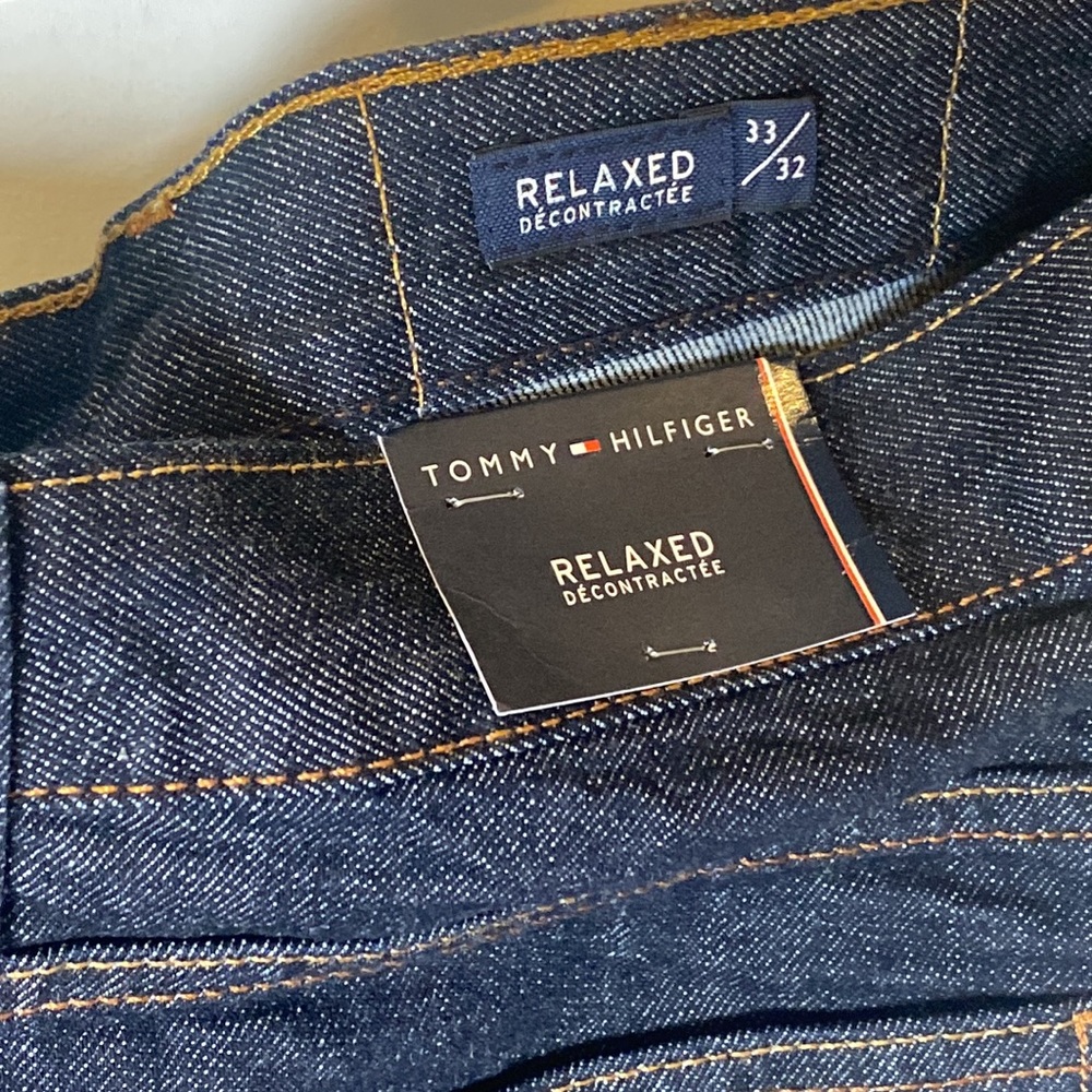 Tommy Hilfiger, men’s relaxed jeans, 33W/32L. Dark wash, new with tags
